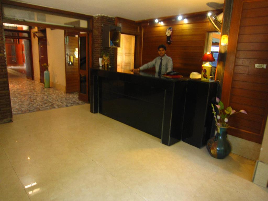 Hotel Kings Retreat Patiāla Zewnętrze zdjęcie